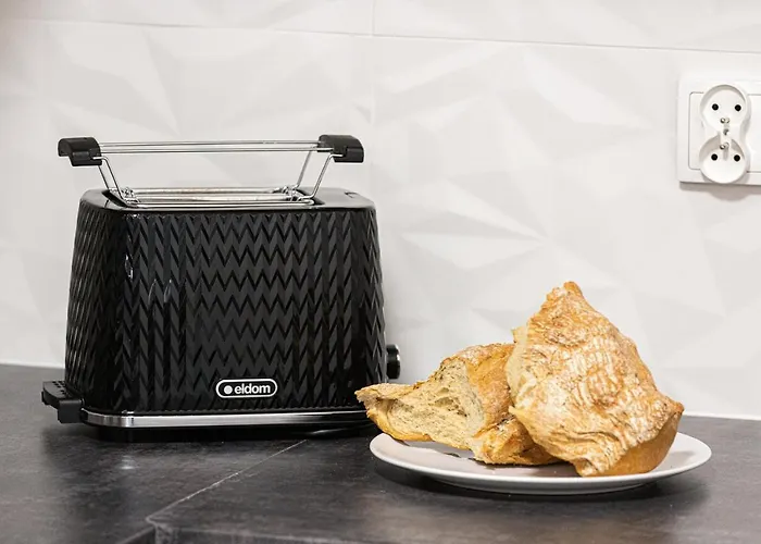 Awanport By Renters Apartment